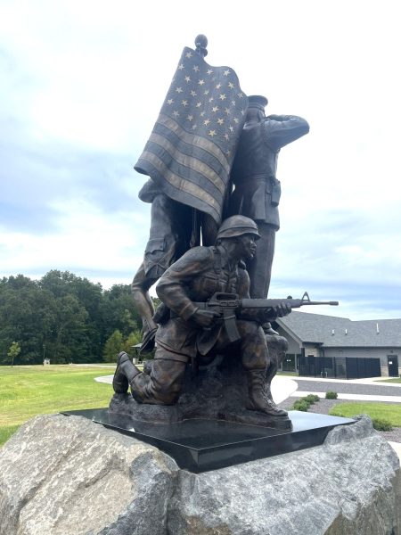 OLD GUARD WAR MEMORIAL SIDE