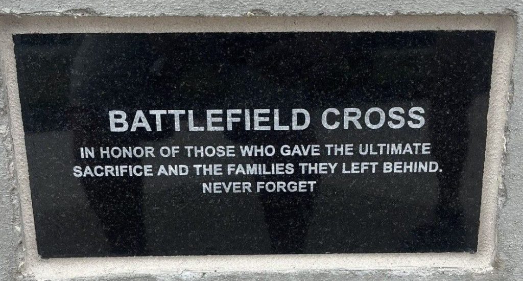 PERRYVILLE BATTLEFIELD CROSS WAR MEMORIAL PLAQUE