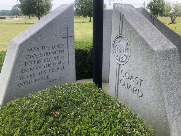 QUEEN OF HEAVEN CEMETERY VETERANS MEMORIAL FLAGPOLE SIDE B