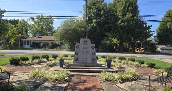 TOWN OF HUDSON VETERANS MEMORIAL
