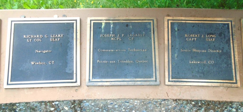 YUKLA 27 MEMORIAL PLAQUES SECTION C