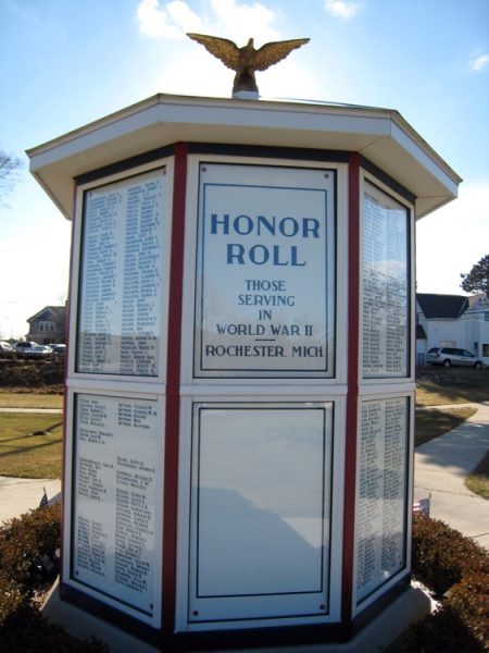HONOR ROLL, THOSE SERVING IN WORLD WAR II, ROCHESTER, MICHIGAN