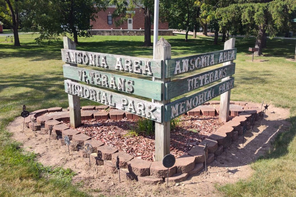ANSONIA AREA VETERANS MEMORIAL PARK