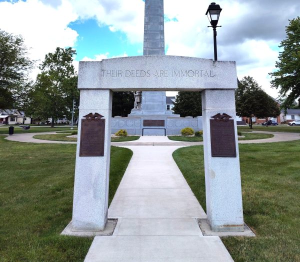 CITIZENS OF FORT RECOVERY WORLD WAR MEMORIAL ARCH