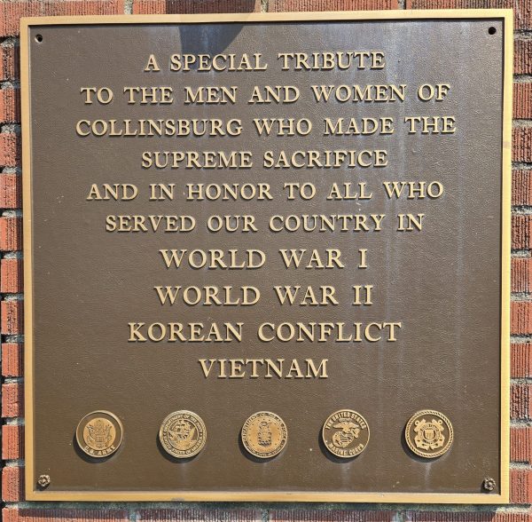 COLLINSBURG WAR VETERANS MEMORIAL PLAQUE A