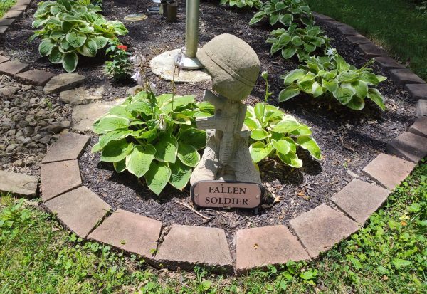 GREENVILLE FALLEN SOLDIER WAR MEMORIAL