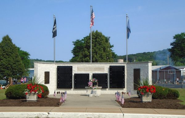IN HONOR OF THOSE WHO SERVED WAR MEMORIAL
