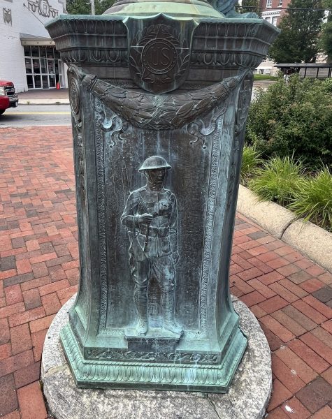 IN MEMORY OF CITIZENS OF CRANSTON WHO SERVED IN OUR EARLY WARS MEMORIAL FLAGPOLE SIDE C