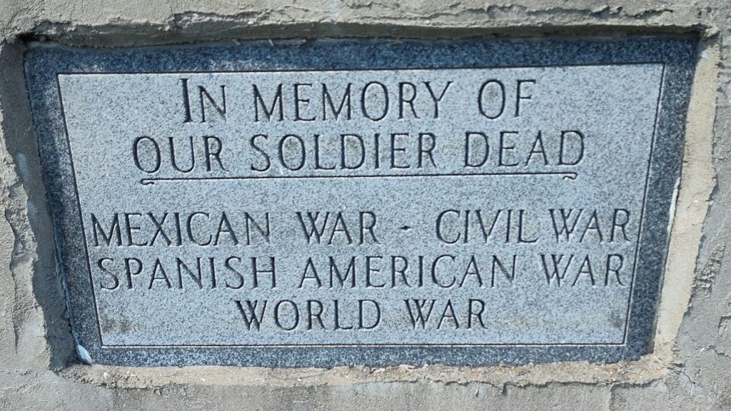 IN MEMORY OF OUR SOLDIER DEAD WAR MEMORIAL PLAQUE