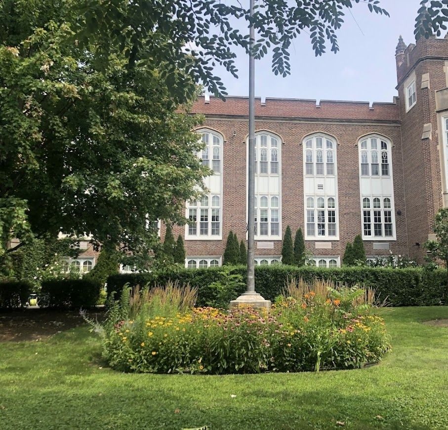 LA GRANGE WAR VETERANS MEMORIAL FLAGPOLE