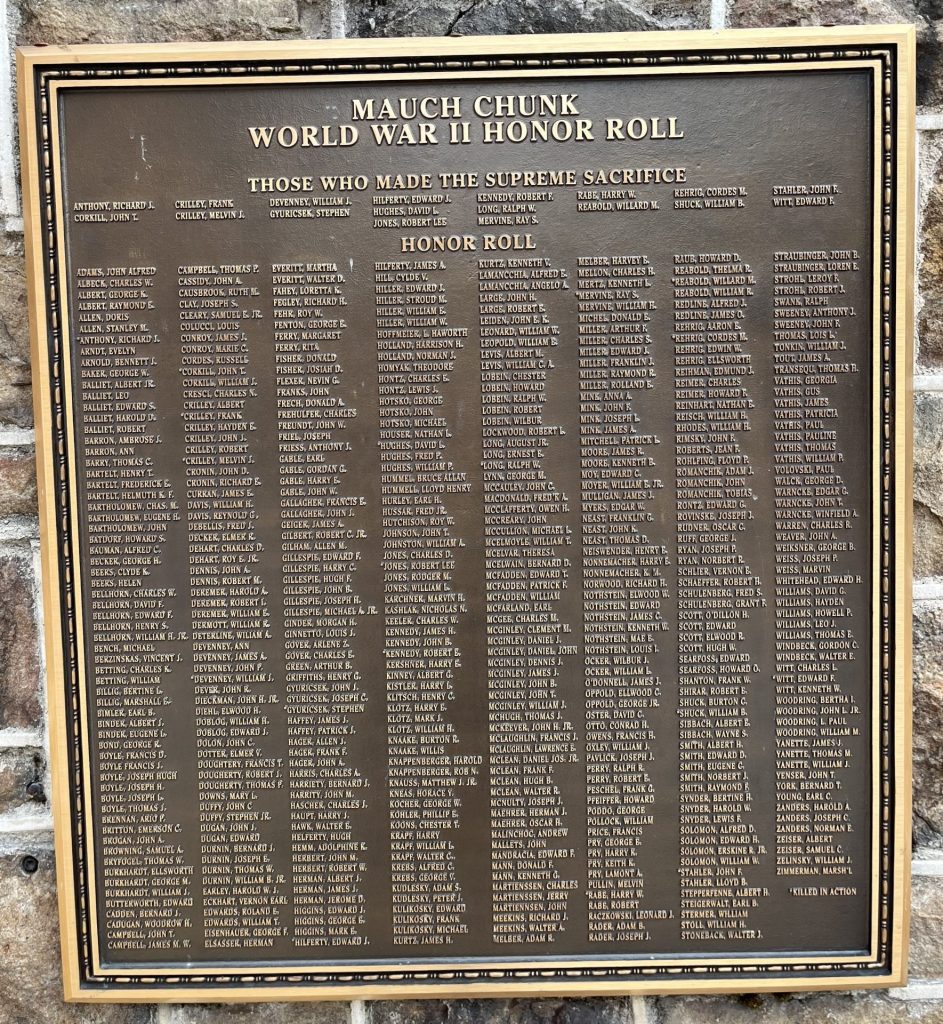 MAUCH CHUNK WORLD WAR II HONOR ROLL MEMORIAL PLAQUE