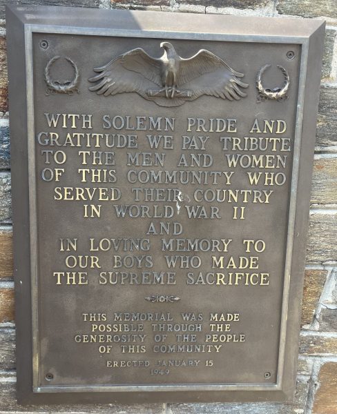 MIDDLETOWN, MD WORLD WAR II MEMORIAL PLAQUE A