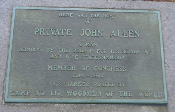 PRIVATE JOHN ALLEN WAR MEMORIAL PLAQUE