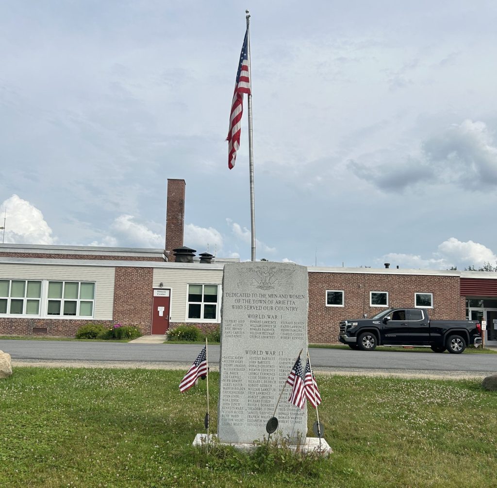 TOWN OF ARIETA WAR MEMORIAL
