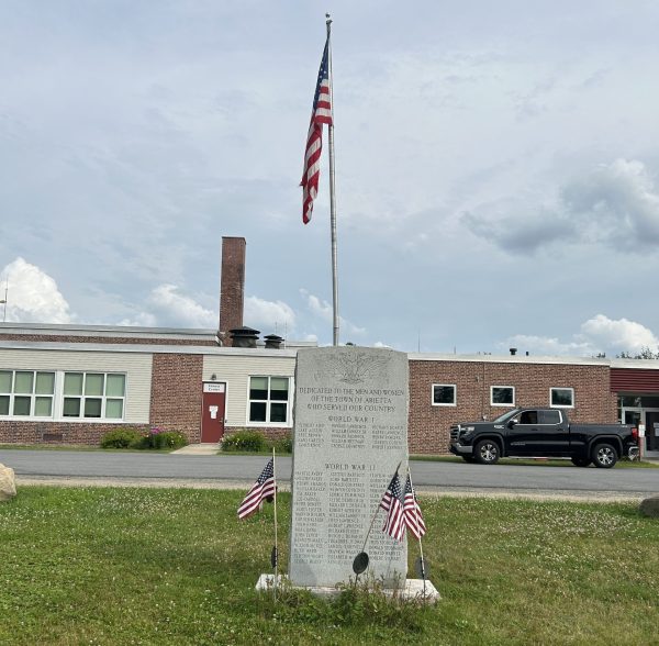 TOWN OF ARIETA WAR MEMORIAL