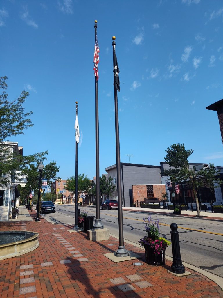 VERSAILLES VETERANS MEMORIAL FLAGPOLE