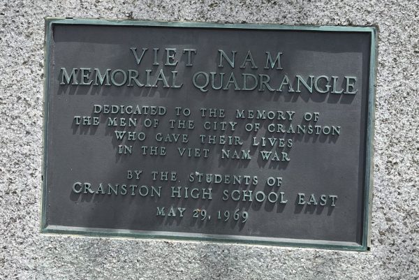 VIET NAM MEMORIAL QUADRANGLE MEMORIAL PLAQUE