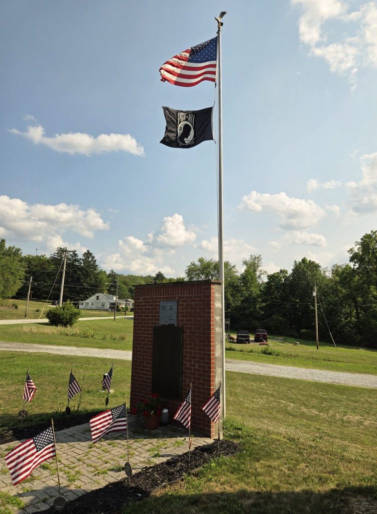 WYANO COMMUNITY HONOR ROLL WAR MEMORIAL