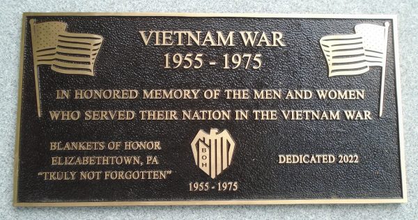 BLANKETS OF HONOR VIETNAM WAR MEMORIAL PLAQUE