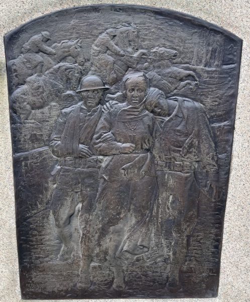CITIZENS OF EAST PROVIDENCE WORLD WAR MEMORIAL PLAQUE C