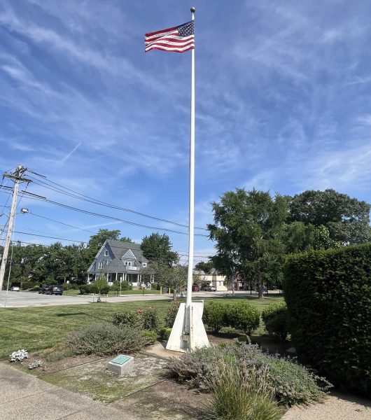 ENGEWOOD WAR VETERANS MEMORIAL FLAGPOLE