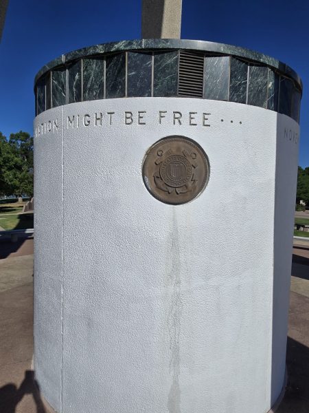 IN HONOR OF THOSE WHO GAVE THEIR LIVES WAR MEMORIAL CENTER STONE SIDE D