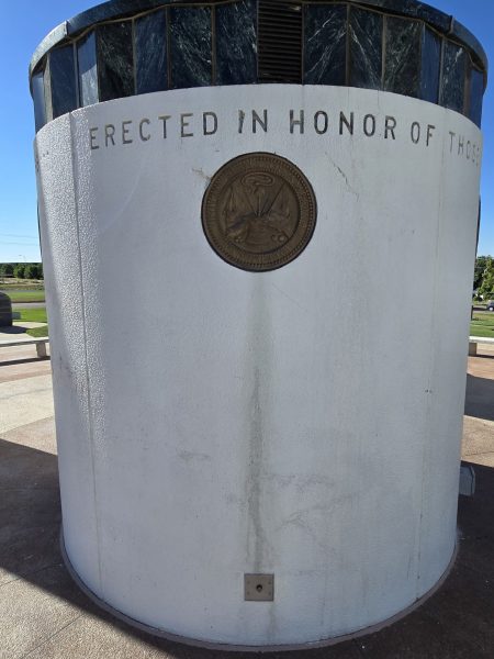 IN HONOR OF THOSE WHO GAVE THEIR LIVES WAR MEMORIAL CENTER STONE SIDE A