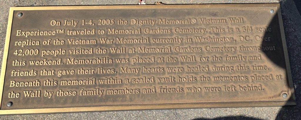 MEMORIAL GARDENS CEMETERY DIGINITY MEMORIAL VIETNAM WALL PLAQUE