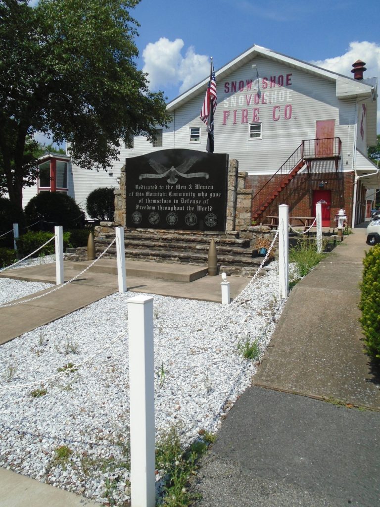 MOUNTAIN COMMUNITY VETERANS MEMORIAL