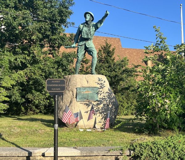 NORTH PROVIDENCE WORLD WAR MEMORIAL PLAQUE