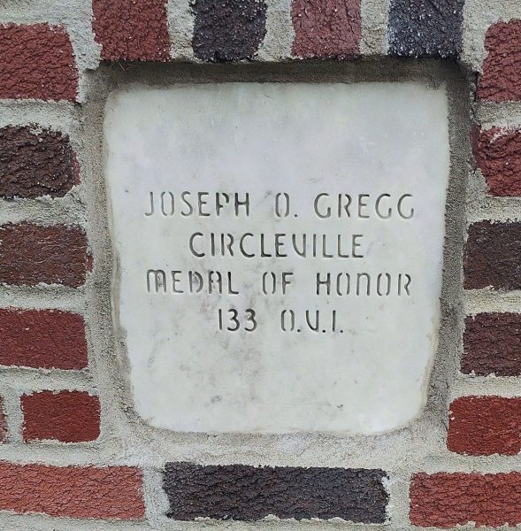 PICKAWAY COUNTY WAR MEMORIAL STONE G