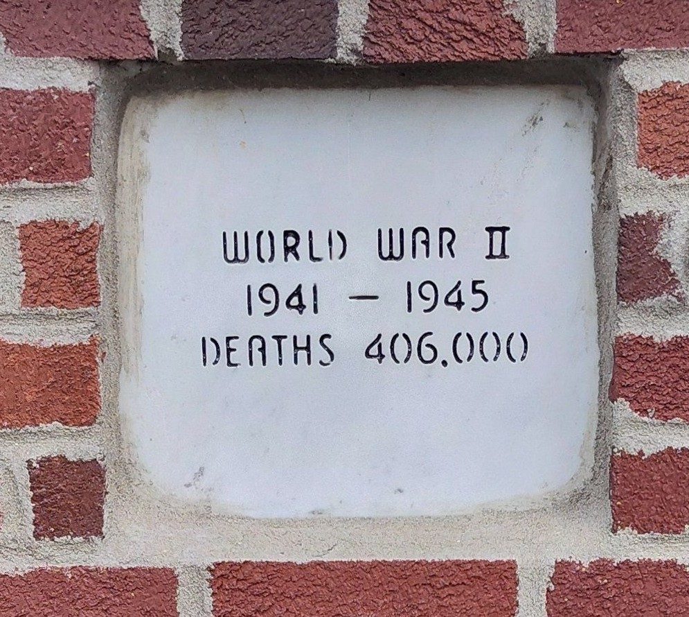 PICKAWAY COUNTY WAR MEMORIAL STONE J