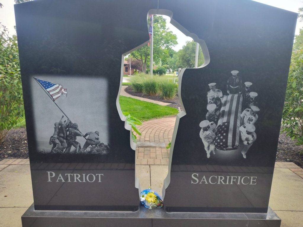 BLACKWOOD GOLD STAR FAMILIES MEMORIAL BACK