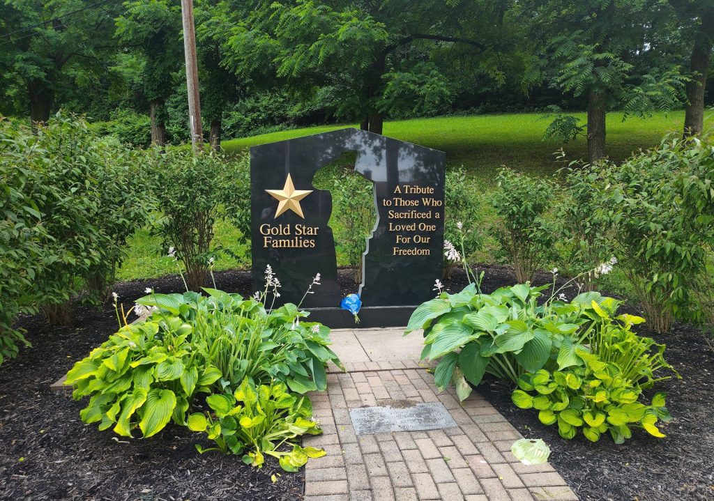 BLACKWOOD GOLD STAR FAMILIES MEMORIAL FRONT