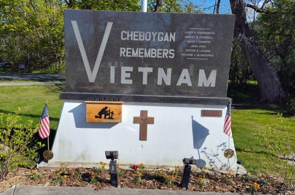 CHEBOYGAN COUNTY VETERANS MEMORIAL PARK STONE J