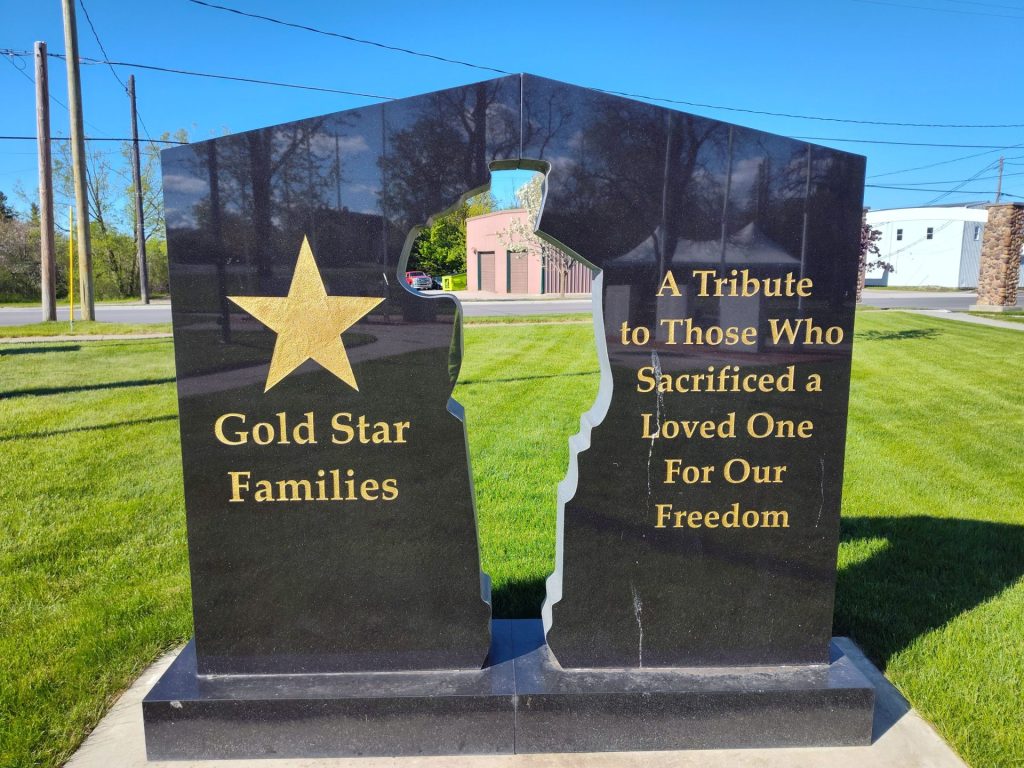 CHEBOYGAN GOLD STAR FAMILIES WAR MEMORIAL