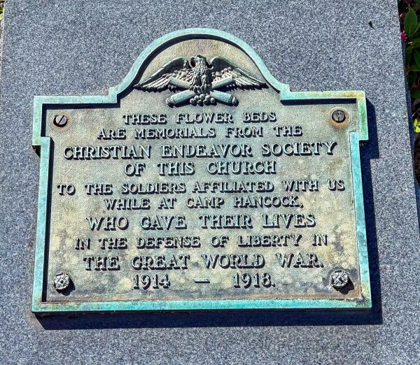 CHRISTIAN ENDEAVOR SOCIETY GREAT WORLD WAR FLOWER BEDS MEMORIAL PLAQUE