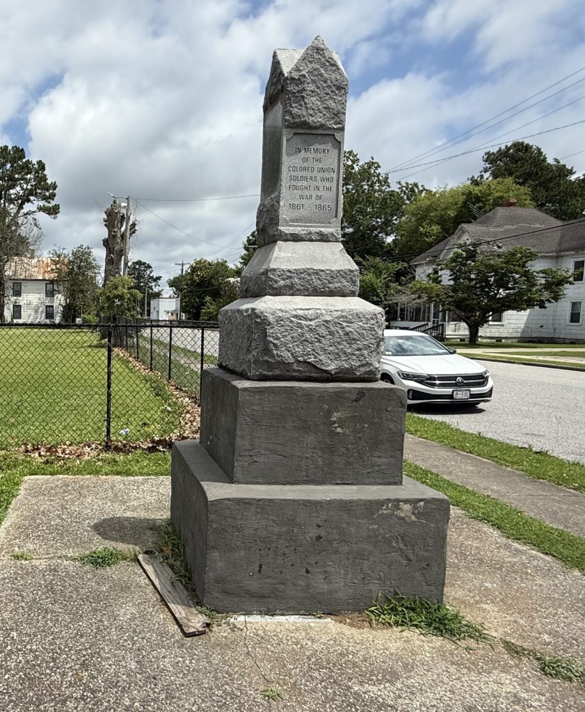 COLORED UNION SOLDIERS WAR MEMORIAL