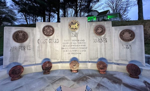 GROVER KING POST 1115 VFWS VETERANS MEMORIAL