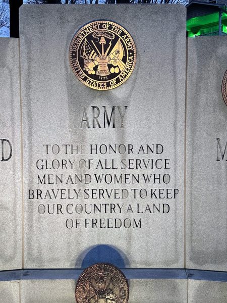 GROVER KING POST 1115 VFW VETERANS MEMORIAL CLOSE-UP