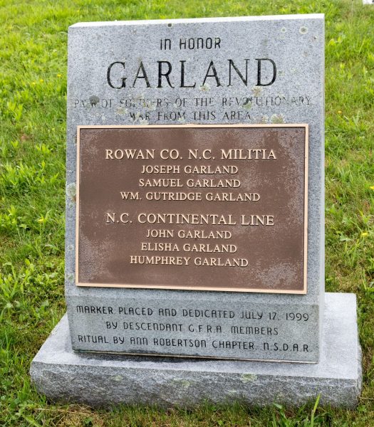 IN HONOR GARLAND PATRIOT SOLDIERS OF THE REVOLUTIONARY WAR MEMORIAL