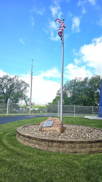 IN MEMORIAM AIRSHIP DEVELOPMENT FLAGPOLE