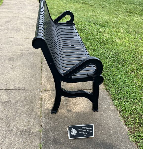 IN MEMORY OF REVOLUTIONARY WAR HEROES MEMORIAL BENCH