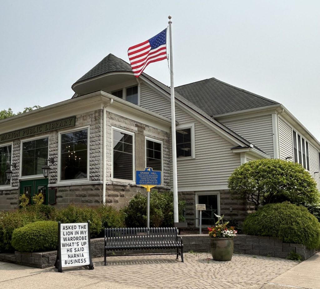 MARION VETERANS MEMORIAL FLAG POLE