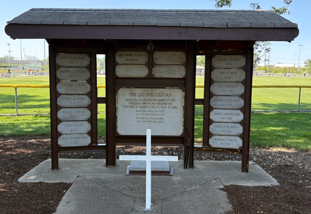 MIDLOTHIAN SUPREME SACRIFICE WAR MEMORIAL
