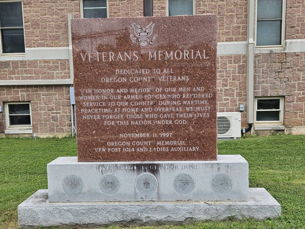 ORANGE COUNTY, MO VETERANS MEMORIAL