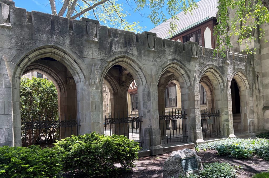 ST. LUKE’S EPISCOPAL CHURCH BATTLE CLOISTER MEMORIAL