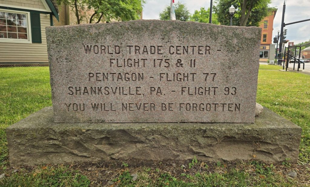 TRIBUTE TO THE FALLEN HEROES OF 9/11 MEMORIAL BACK