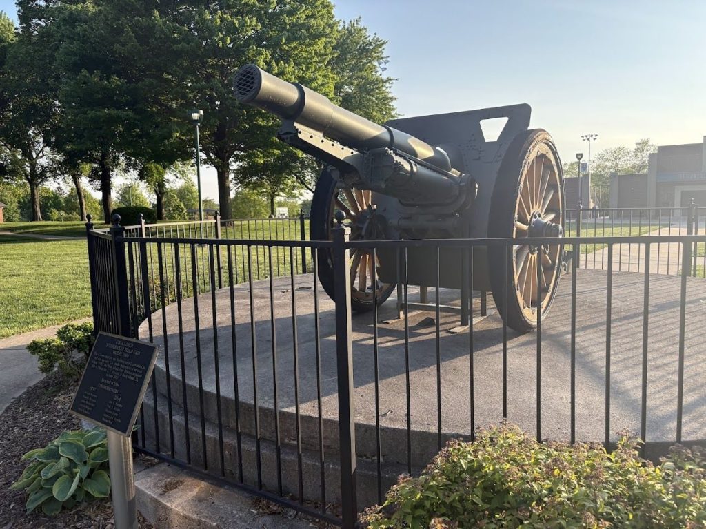 U.S. 4.7 INCH STUDEBAKER FIELD GUN MODEL 1906 MEMORIAL
