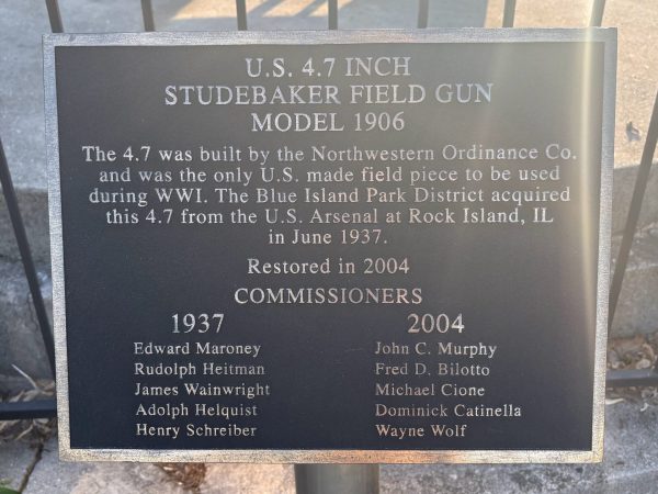 U.S. 4.7 INCH STUDEBAKER FIELD GUN MODEL 1906 MEMORIAL PLAQUE